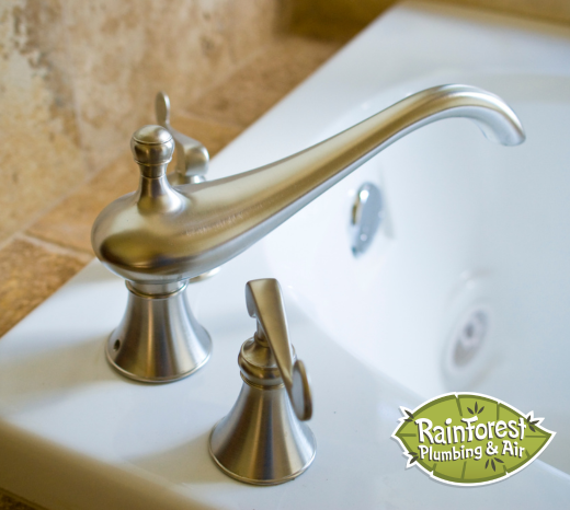 Why Is My Tub Faucet Leaking? Image